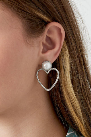 Bijoutheek Ear Studs Open heart pearl
