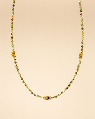 Muja Juma Collier tiger eye mixed gems & three beads