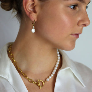 Camps & Camps Oval Aluminum Link Necklace Gold