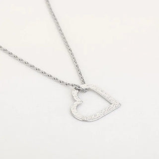 Bijoutheek Collier Gedraaid Hart Gehamerd