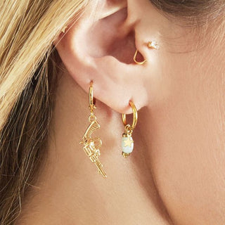Yehwang earrings pistol gold