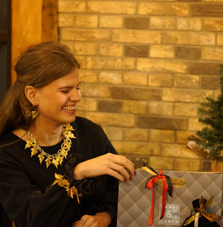 Camps & Camps Necklace The festive fluttering leaf Yellow