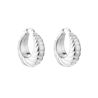 Ohrringe von Michelle Bijoux, verziert mit einem runden Ring