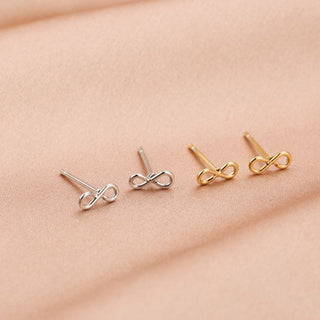 Michelle Bijoux Ear Stud Infinity