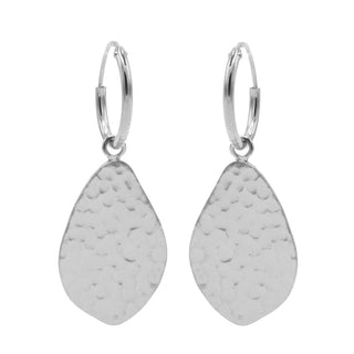 Karma Oorhangers drop hammered
