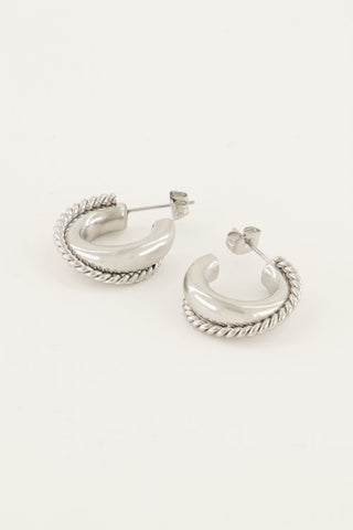 My Jewellery Ohrringring gedreht/flach