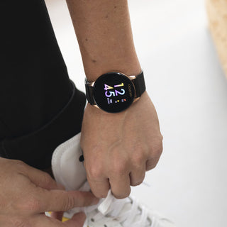 OOZOO Black metal strap DISPLAY SMARTWATCH Q00118