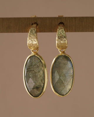 Muja Juma Oorhangers Disa Oval Labradorite