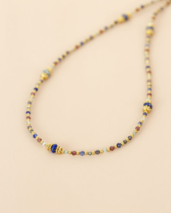 Muja Juma Collier mixed gems & three beads