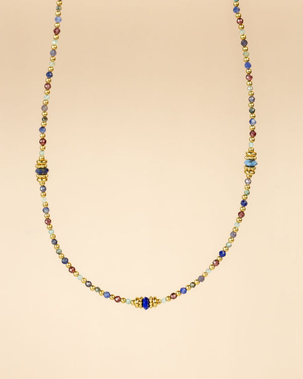 Muja Juma Collier mixed gems & three beads