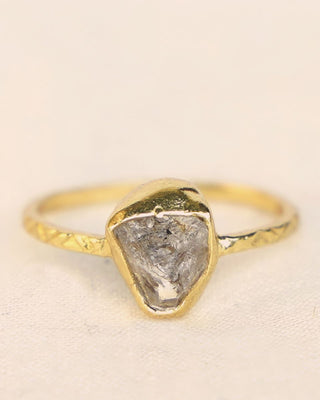 Kopen raw-diamond-april Muja Juma Ring (Sieraad) Birthstone