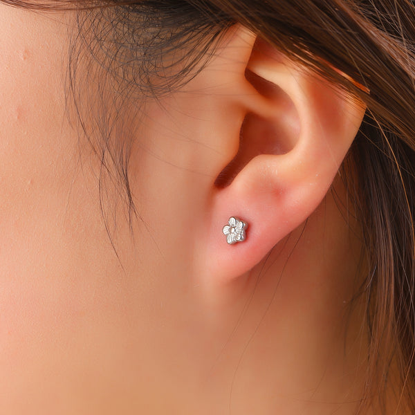 Go Dutch Label Oorknoppen Mini Flower Stud