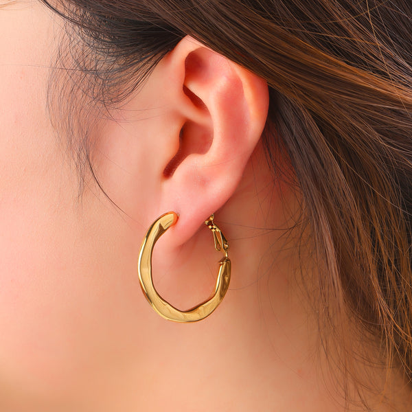 Go Dutch Label Oorringen Dented Hollow Hoop - 30mm