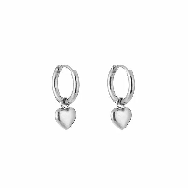 Michelle Bijoux Earrings tiny heart