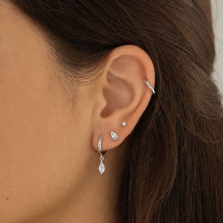 Karma Oorhangers Hinged Hoops Flore Zirconia Zilver