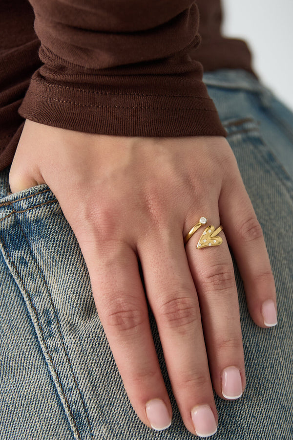 Bijoutheek Ring (Sieraad) Huggie Bold Hart Steentjes