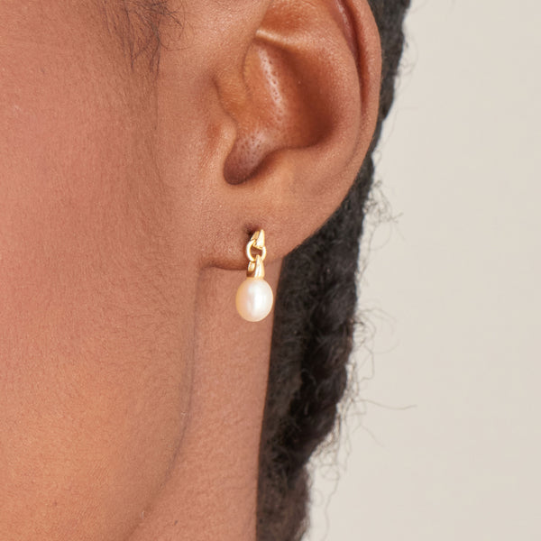 ANIA HAIE Pearl Power | Pearl Drop Stud Earrings