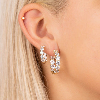 Dottilover-Ohrringe mit weißen Steinen