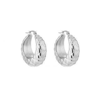 Ohrringe von Michelle Bijoux, verziert mit einem runden Ring