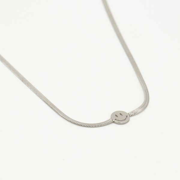 Michelle Bijoux Necklace smiley snake link