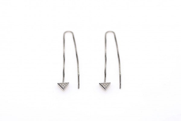 Karma-pull-through-earring-m1805-zircone-triangle-silver