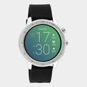 OOZOO Smartwatches – Unisex – Kautschukarmband schwarz mit silbernem Gehäuse Q00300