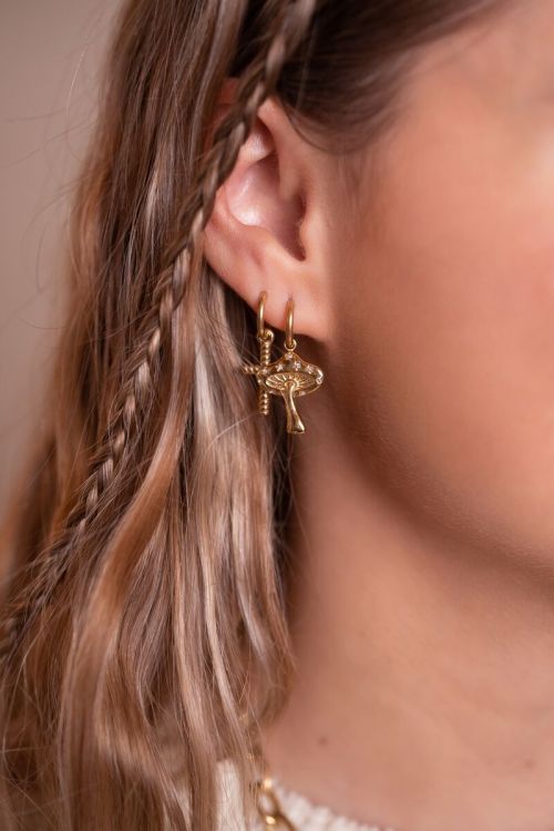 My Jewelery Bold Spirit earrings with mushrooms 